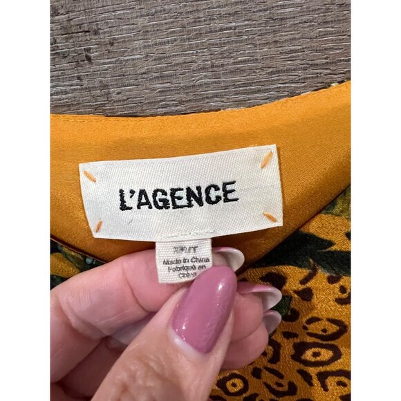 L'Agence Jane silk Top in Tiger Floral size XS NWOT - Picture 6 of 8